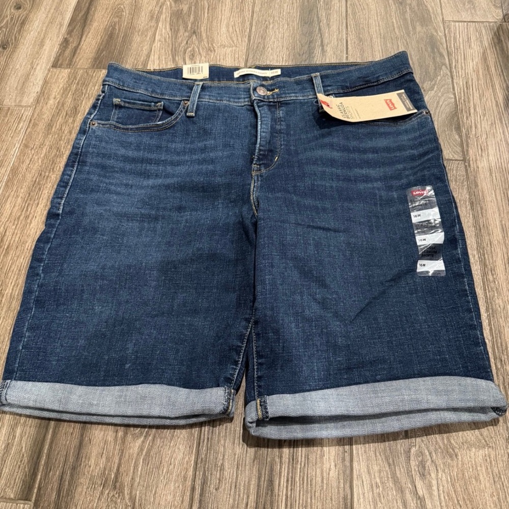 Levi's Dark Blue Denim Cuffed Bermuda Shorts size 16w